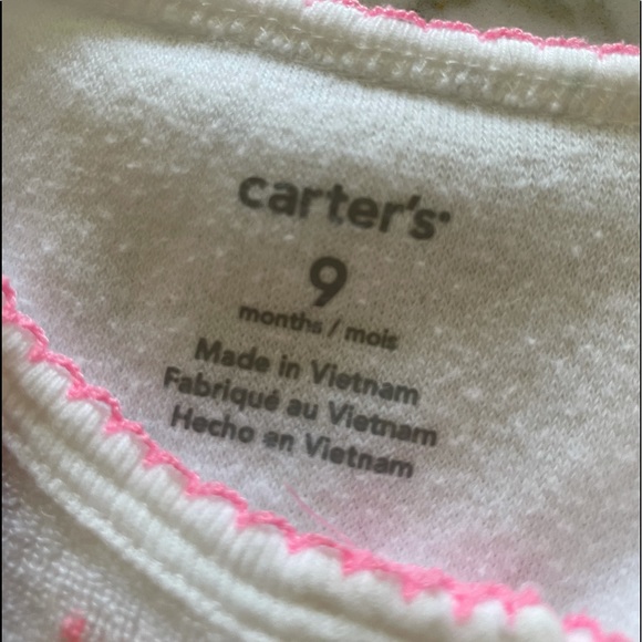 Carter’s brand pajamas - Sleep and play - Picture 2 of 2